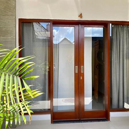 Amigos Guesthouse & Hostel Canggu Exterior foto